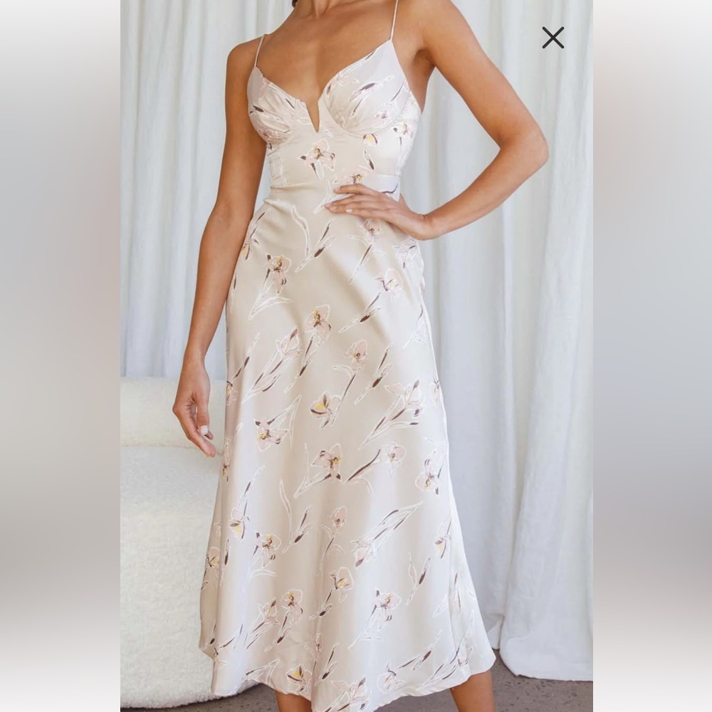 Selfie Leslie Lake Como Fitted Bodice Cami Strap Midi Dress Orchid Print Beige - Picture 5 of 9